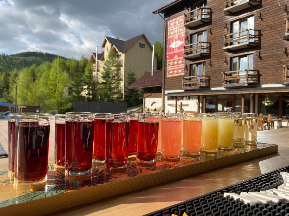 Spa Hotel Gora Bukovel Ngoại thất bức ảnh