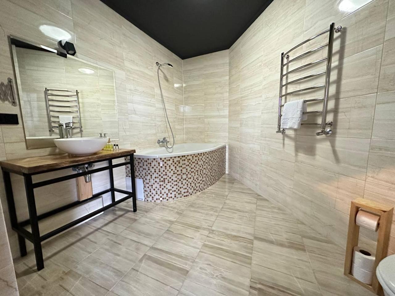 Spa Hotel Gora Bukovel Ngoại thất bức ảnh
